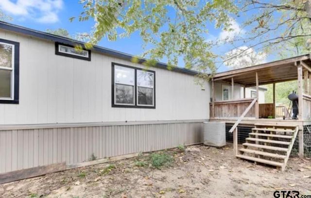 5029 Woodcastle, Chandler, TX 75758