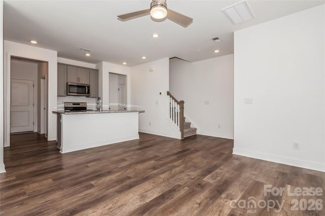 6002 Cedar Chip Way, Matthews, NC 28105