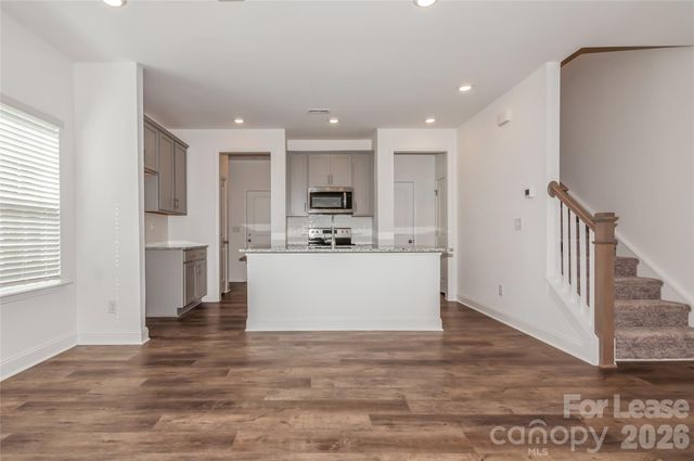 6002 Cedar Chip Way, Matthews, NC 28105