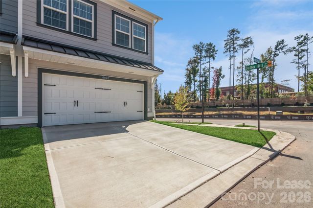 6002 Cedar Chip Way, Matthews, NC 28105