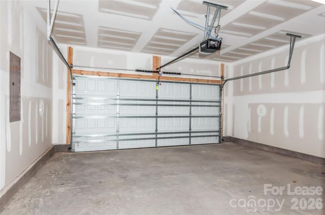 6002 Cedar Chip Way, Matthews, NC 28105