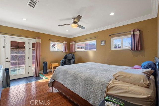 2213 Knoxville Avenue, Long Beach, CA 90815