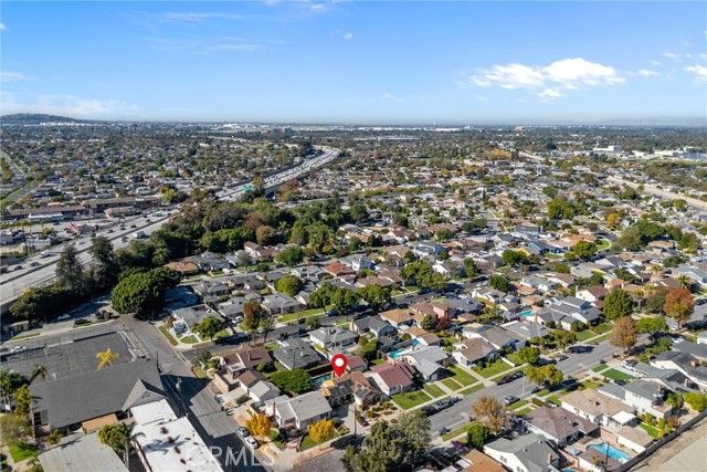 2213 Knoxville Avenue, Long Beach, CA 90815