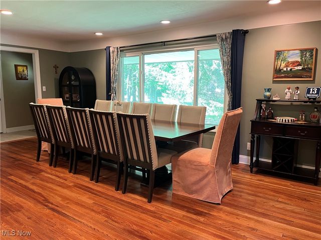 3015 Rockefeller Road, Willoughby Hills, OH 44092