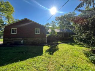 3015 Rockefeller Road, Willoughby Hills, OH 44092