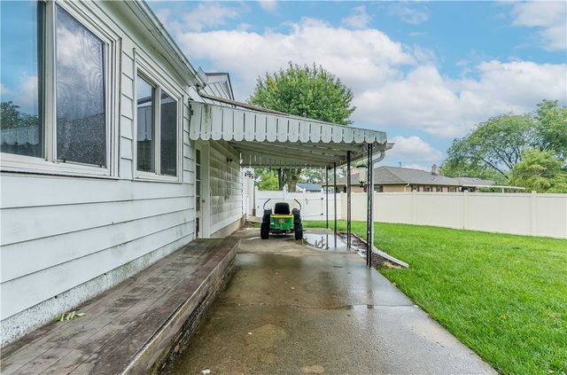 310 Wolf Avenue, Englewood, OH 45322