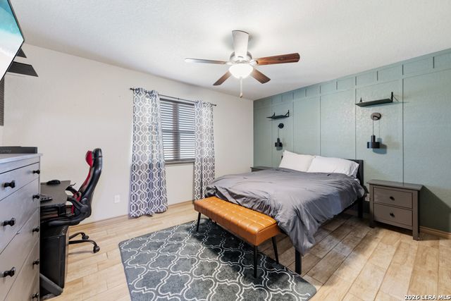 317 HONEYSUCKLE LN, La Vernia, TX 78121