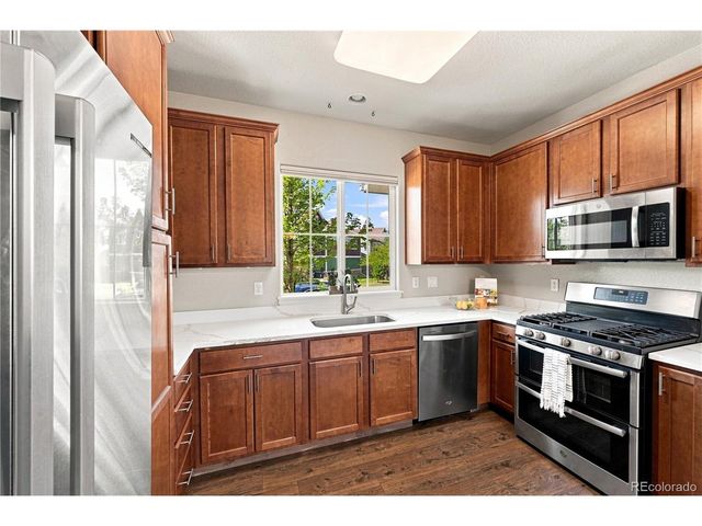 1975 Fairway Pointe Dr, Erie, CO 80516