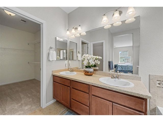1975 Fairway Pointe Dr, Erie, CO 80516
