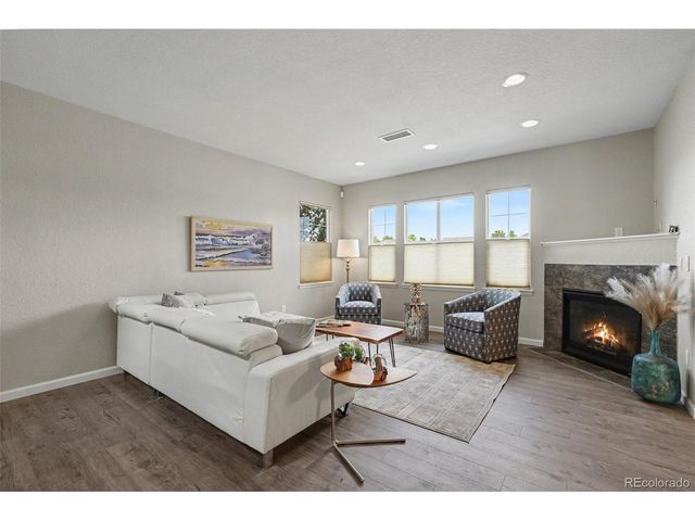 1975 Fairway Pointe Dr, Erie, CO 80516