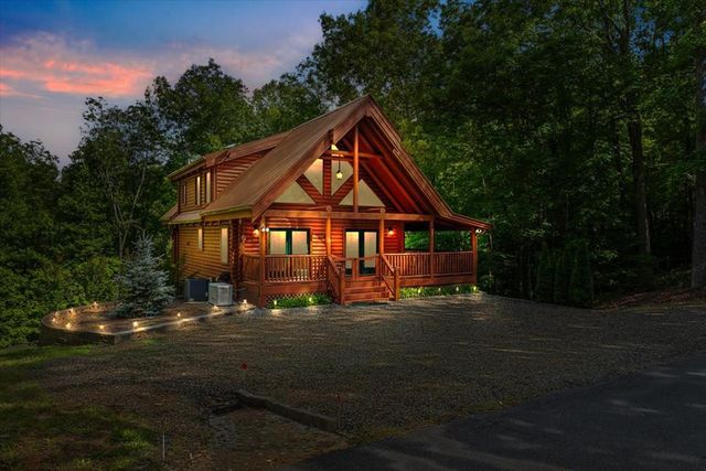 273 Ridgewood Drive, Murphy, NC 28906