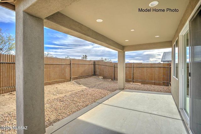 233 S Richmond Drive, Vail, AZ 85641