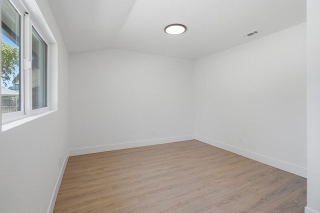 2611 Foothill Dr, Carmichael, CA 95608
