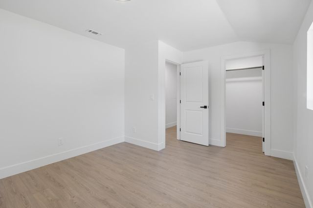 2611 Foothill Dr, Carmichael, CA 95608