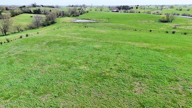 2300 Oregon Road, Salvisa, KY 40372