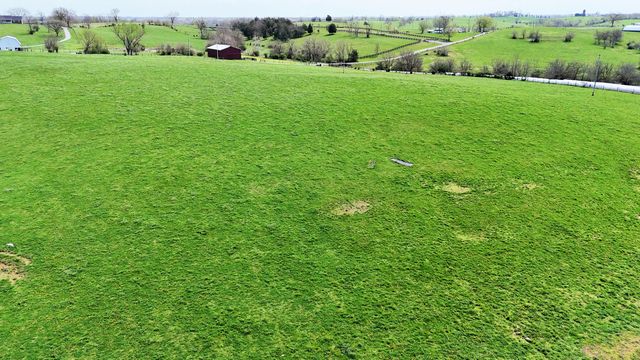 2300 Oregon Road, Salvisa, KY 40372