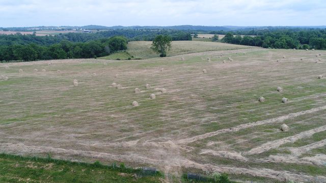 2300 Oregon Road, Salvisa, KY 40372