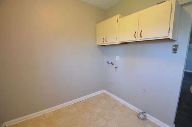 2300 Oregon Road, Salvisa, KY 40372