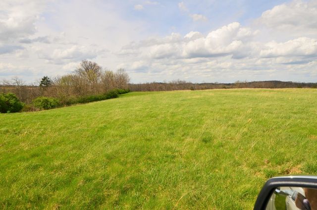 2300 Oregon Road, Salvisa, KY 40372