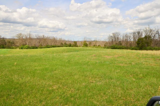 2300 Oregon Road, Salvisa, KY 40372