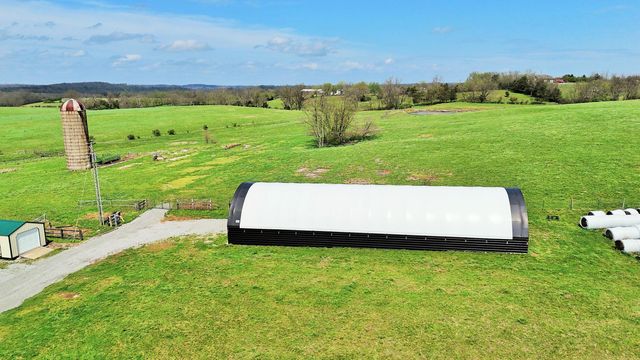 2300 Oregon Road, Salvisa, KY 40372