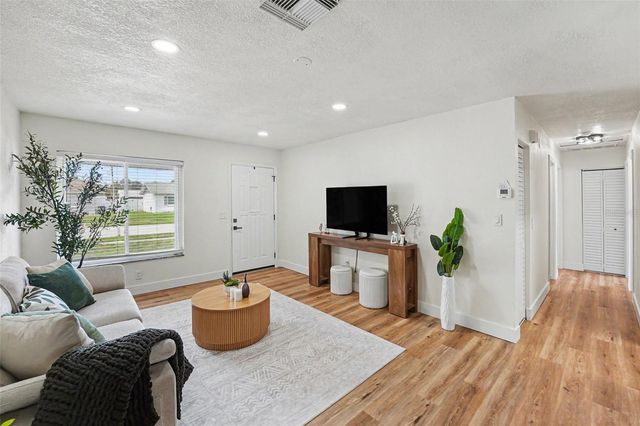 9036 109TH TERRACE, Seminole, FL 33777