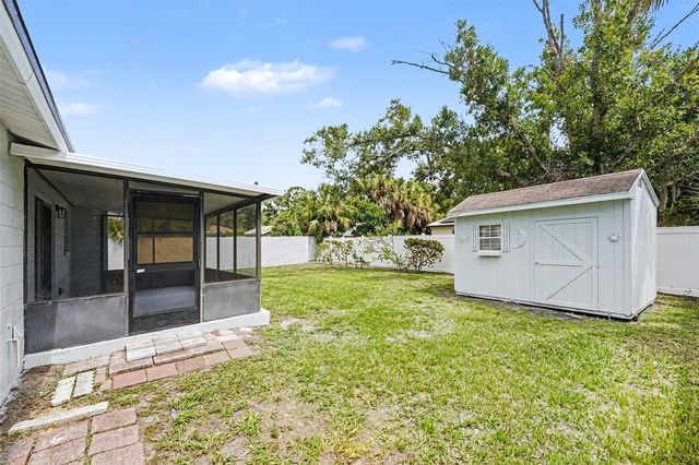 9036 109TH TERRACE, Seminole, FL 33777