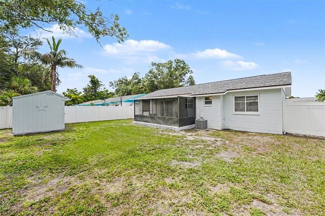 9036 109TH TERRACE, Seminole, FL 33777