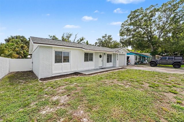 9036 109TH TERRACE, Seminole, FL 33777