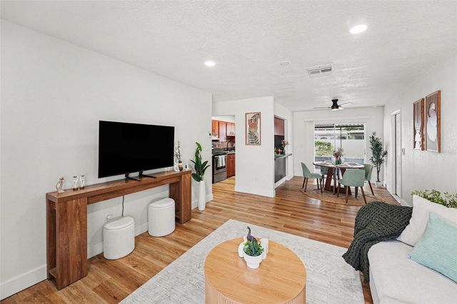 9036 109TH TERRACE, Seminole, FL 33777