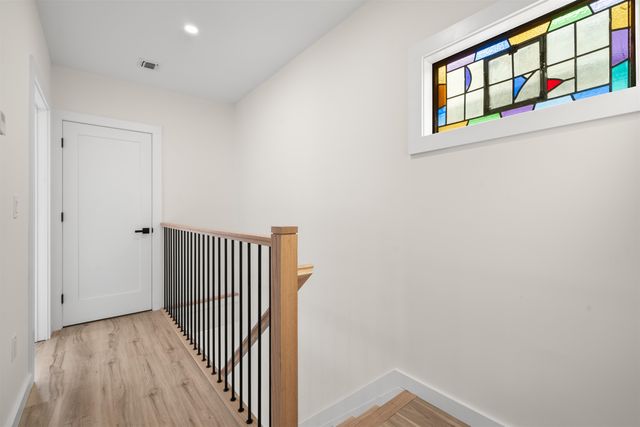 13 EAST 32ND ST, Bayonne, NJ 07002