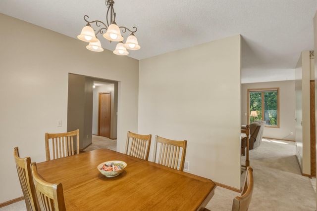 6973 4th Street Circle N, Oakdale, MN 55128