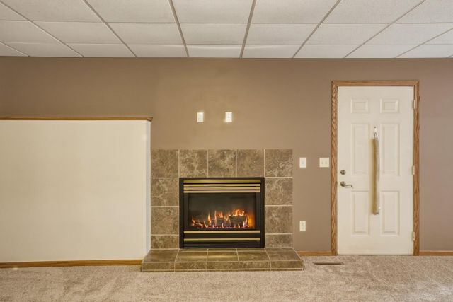 6973 4th Street Circle N, Oakdale, MN 55128