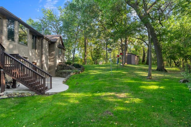 6973 4th Street Circle N, Oakdale, MN 55128