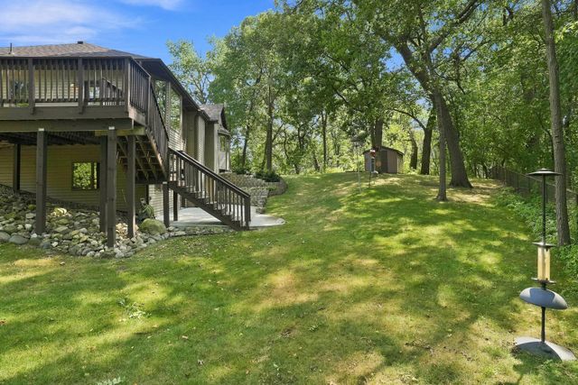 6973 4th Street Circle N, Oakdale, MN 55128
