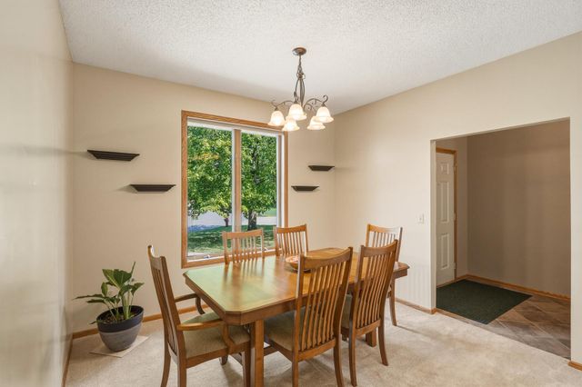 6973 4th Street Circle N, Oakdale, MN 55128
