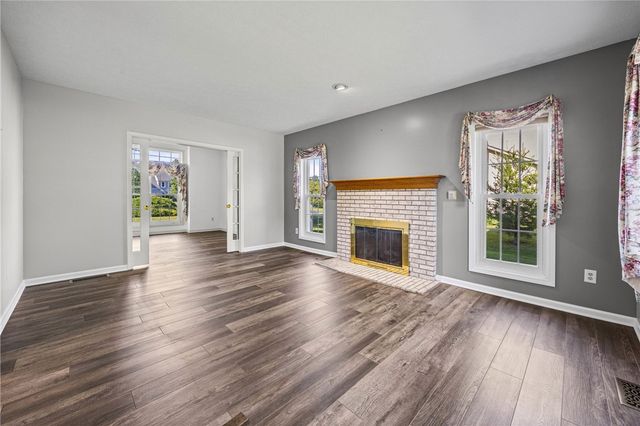 55 Shannon Glen, Perinton, NY 14450