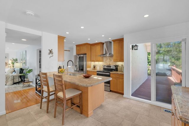 1117 Rainier Avenue, Pacifica, CA 94044