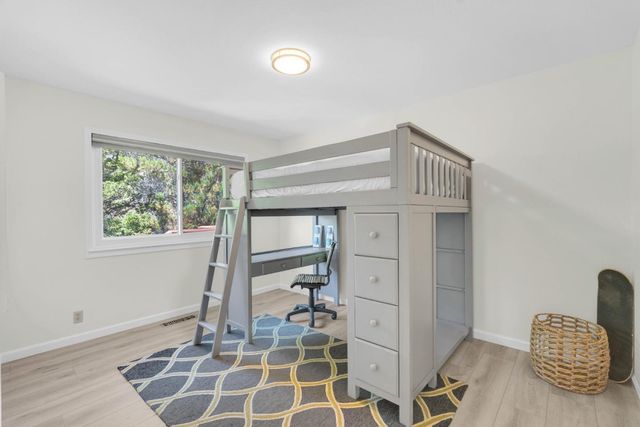 1117 Rainier Avenue, Pacifica, CA 94044
