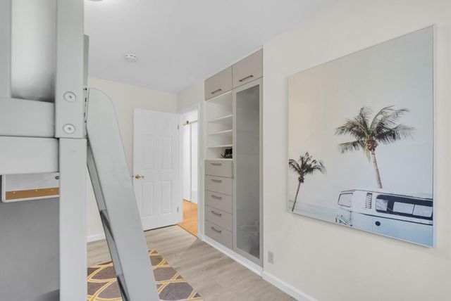 1117 Rainier Avenue, Pacifica, CA 94044