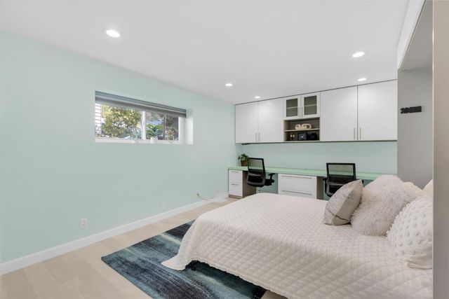 1117 Rainier Avenue, Pacifica, CA 94044