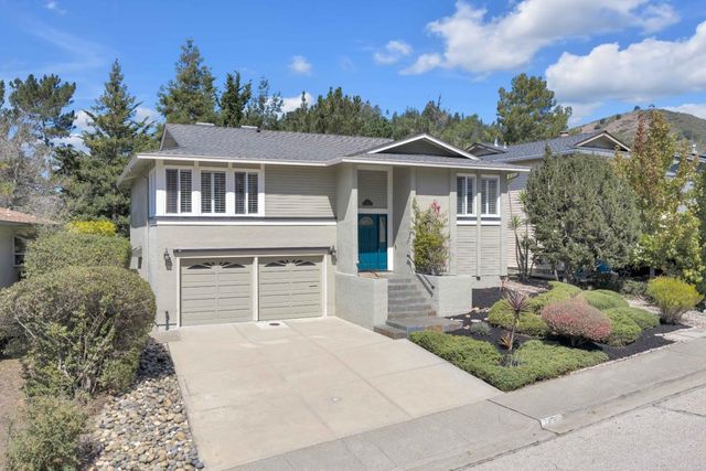 1117 Rainier Avenue, Pacifica, CA 94044