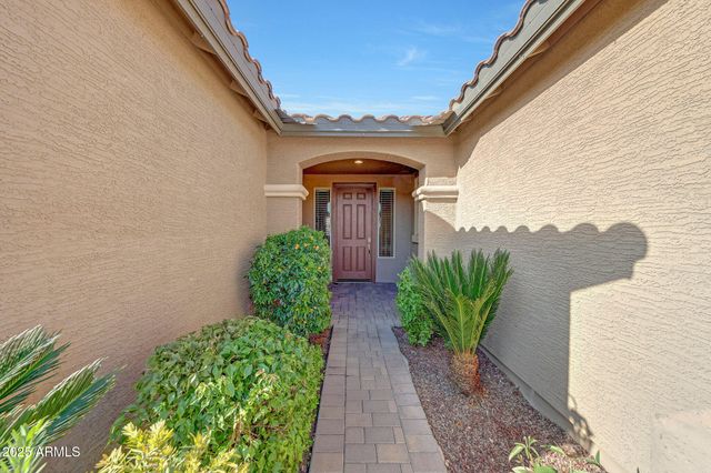16040 W DESERT FLOWER Drive, Goodyear, AZ 85395