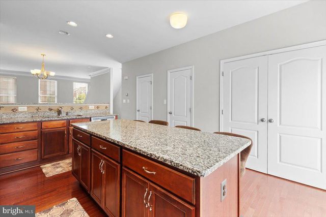 25119 MCBRYDE TER, Chantilly, VA 20152