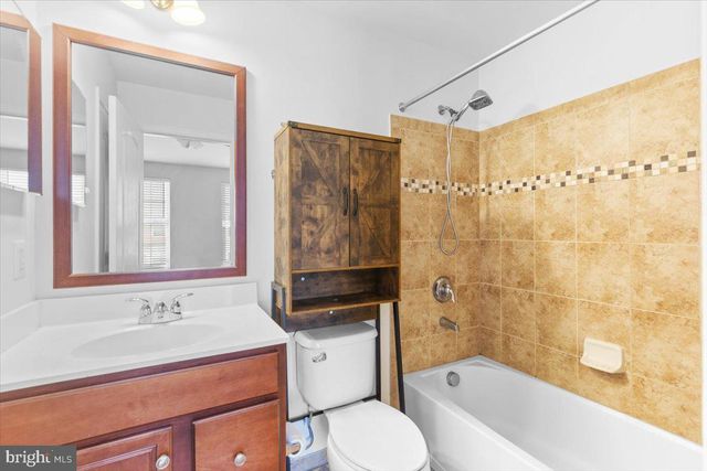 25119 MCBRYDE TER, Chantilly, VA 20152