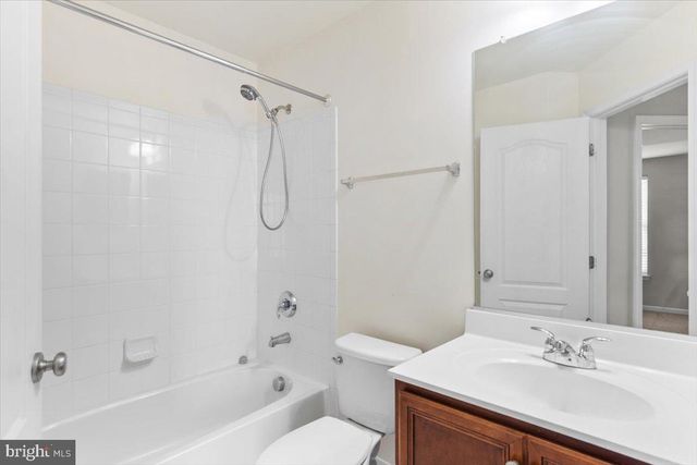 25119 MCBRYDE TER, Chantilly, VA 20152