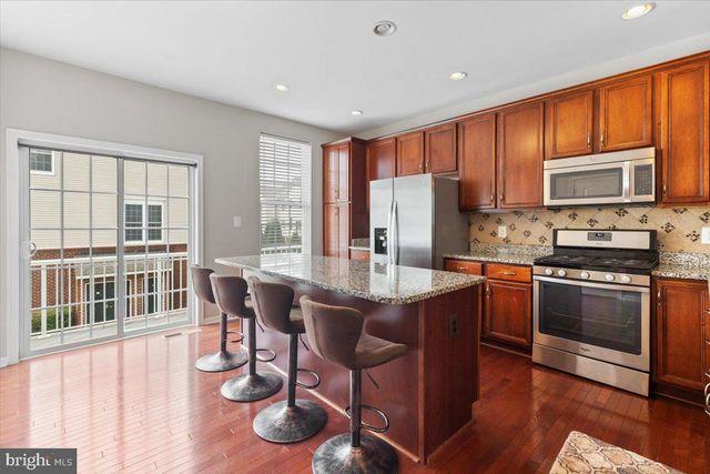 25119 MCBRYDE TER, Chantilly, VA 20152