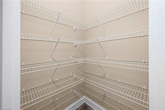 911 Maxine Street, Kernersville, NC 27284