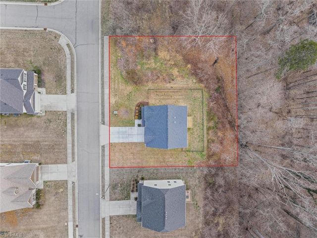 911 Maxine Street, Kernersville, NC 27284