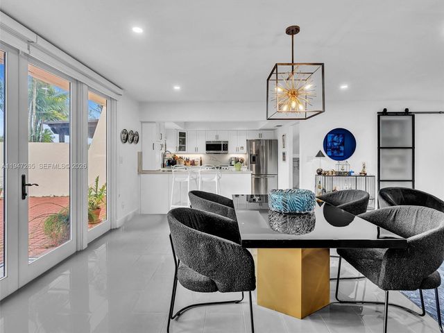 7661 SW 102nd Pl, Miami, FL 33173